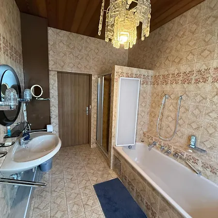 Gaestezimmer Schwanenstadt Мини-отель